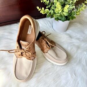 Skechers On-The-Go Flex Embark Tan Canvas & Leather Slip On Boat Shoes Size 9